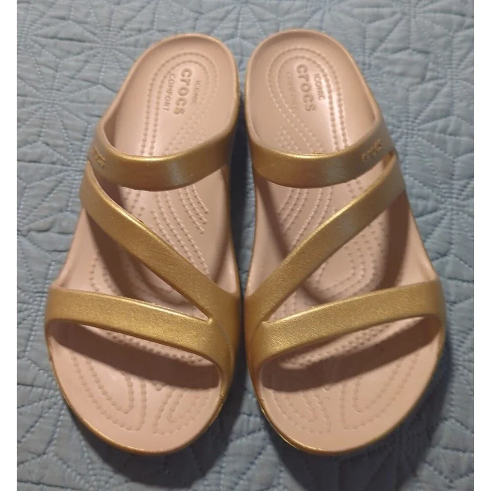 Crocs Kadee II Strappy Sandals Metallic Gold Slides Women's Sz 8 Ionic Comfort